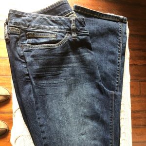 Yummie straight leg jeans